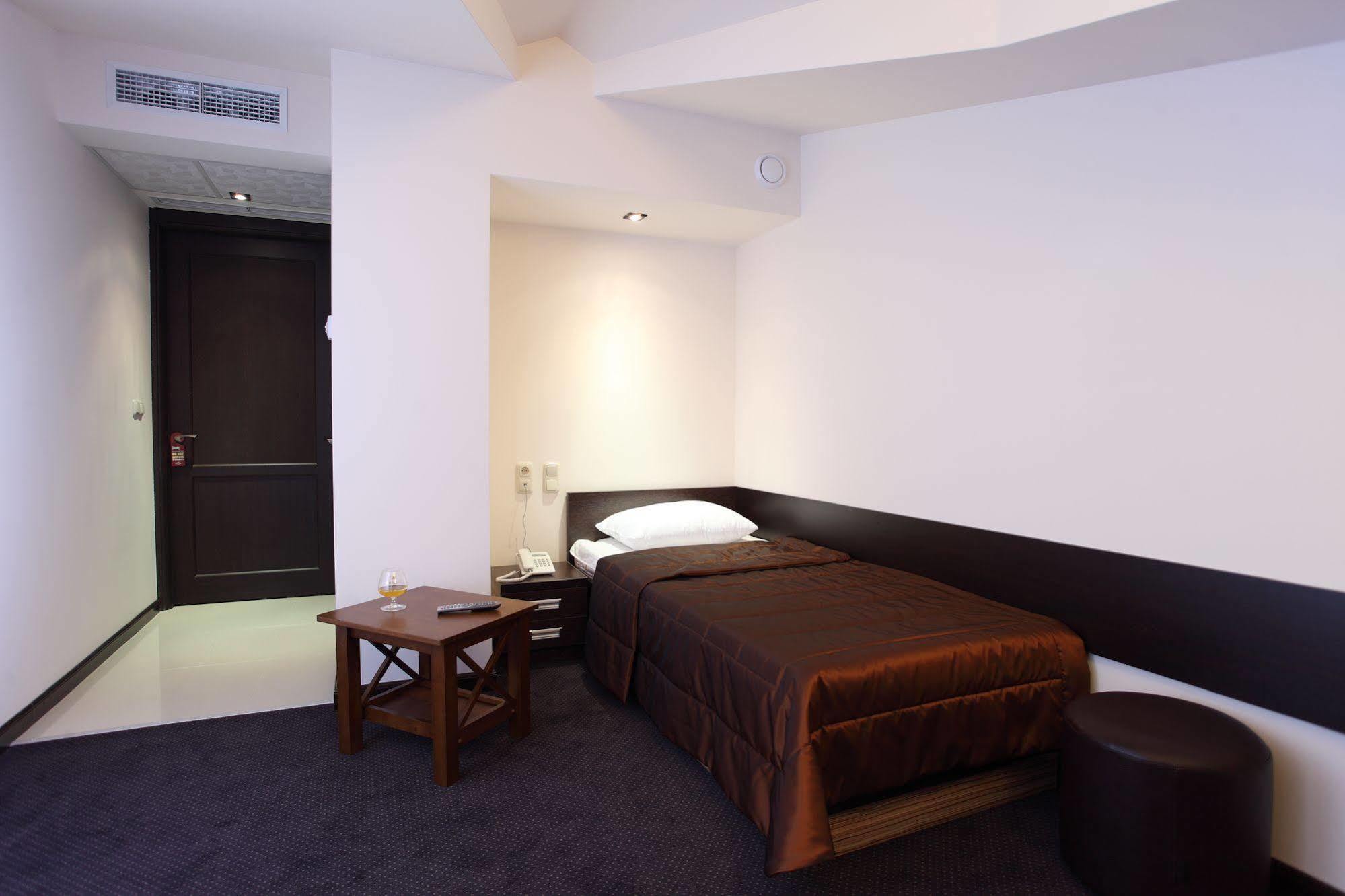 Cascade Hotel Erévan Extérieur photo